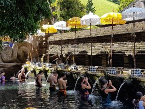 Mini reisgids en reistips Bali Indonesie Holi Spring water tempel