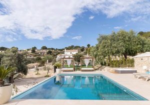 Ontspannen in een luxe yoga en wellness villa van Puur&Kuur in Spanje1