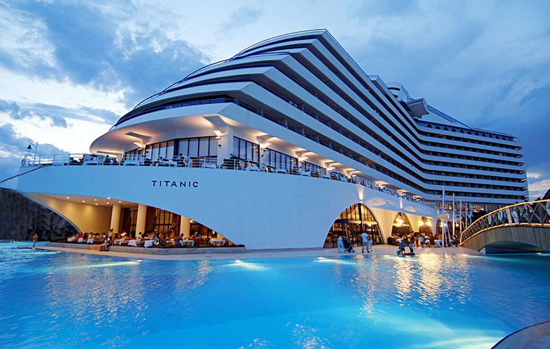 titanic beach resort turkije lara1